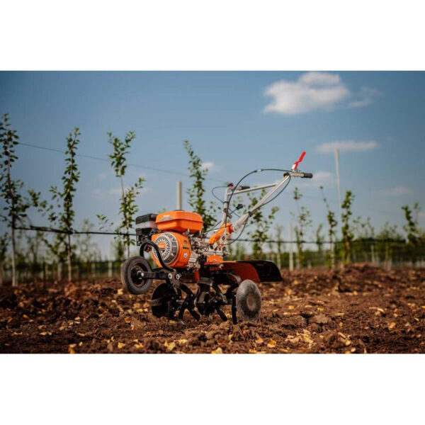 Benzinska freza - kopačica Villager VTB 8421 Prime 086195 7.0KS 84cm