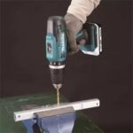 Aku udarna bušilica Makita HP488D002 18V 42Nm sa 2 baterije 1.5Ah i punjačem u koferu