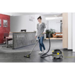 Električni usisivač za suho usisavanje Karcher T 12/1 1.355-100.0 700W