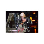 Aku udrani odvijač DeWalt McLaren DCF92MP2T 18V 610Nm sa 2 5.0Ah baterije i punjačem u koferu