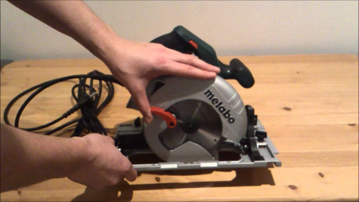 Električna ručna kružna pila - cirkular Metabo KS 55 FS 600955000 1200W 160mm