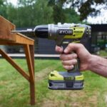 Aku udarna bušilica Ryobi R18PDBL-252S 18V sa 2 baterije i punjačem u torbi