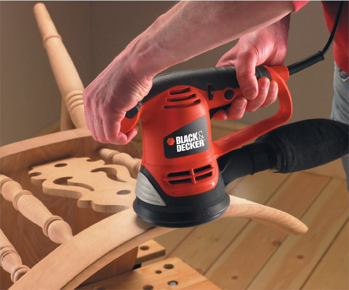 Električna vibraciona brusilica - šlajfarica Black+Decker KA191EK 480W u koferu