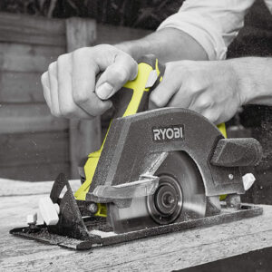 Aku ručna kružna pila - cirkular Ryobi R18CSP-0 18V ONE+ 150mm