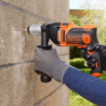 Električna udarna bušilica Black+Decker BEH850KA32 850W sa 32-dijelnim priborom u koferu