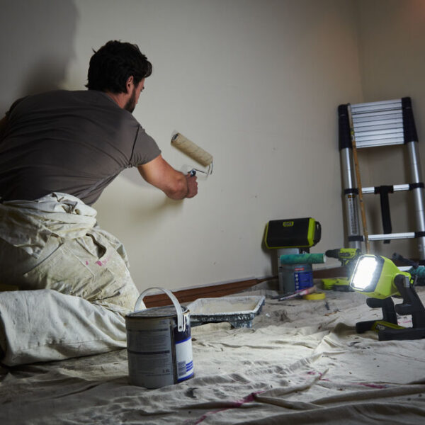 Aku LED reflektor Ryobi RLFD18-0 1800lm 18V ONE+