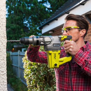 Električna udarna bušilica Ryobi RSDS1050-K 1.050W SDS-Plus