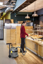 Električni usisivač za mokro-suho usisavanje KARCHER NT 22/1 Ap NT22/1Ap 1300W 1.378-600.0