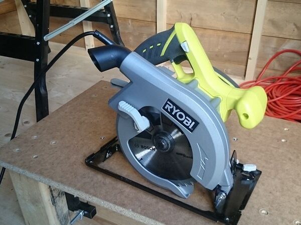 Električna ručna kružna pila - cirkular Ryobi EWS1150RS 1150W 170mm