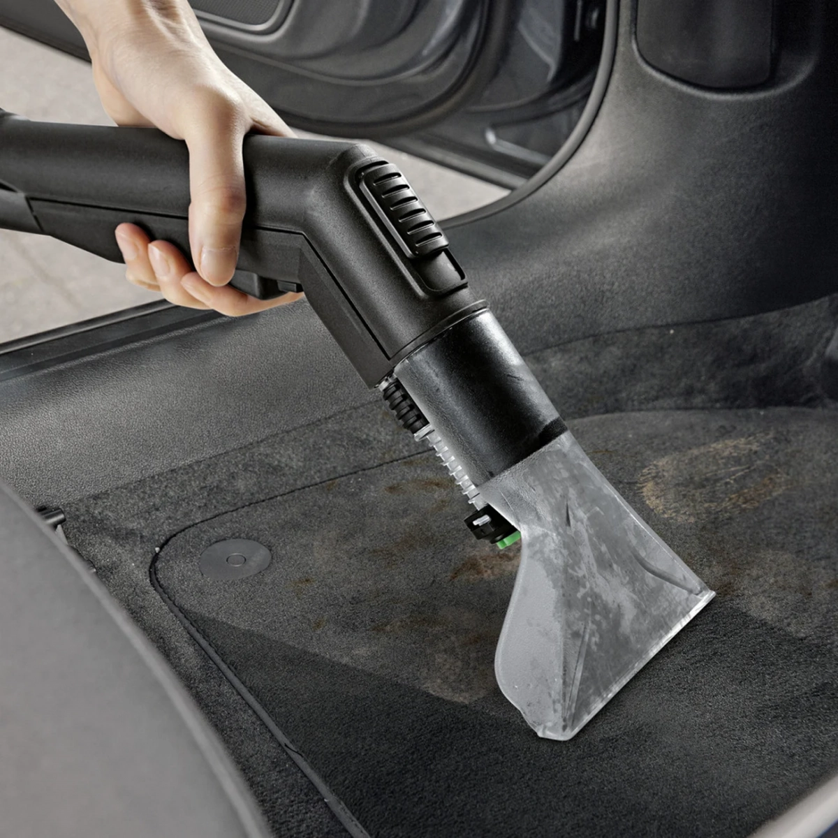 Električni usisivač za dubinsko čišćenje KARCHER SE 2 Car SE2 1400W 1.081-202.0