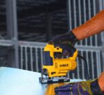 Električna ubodna pila DeWalt DWE349 650W